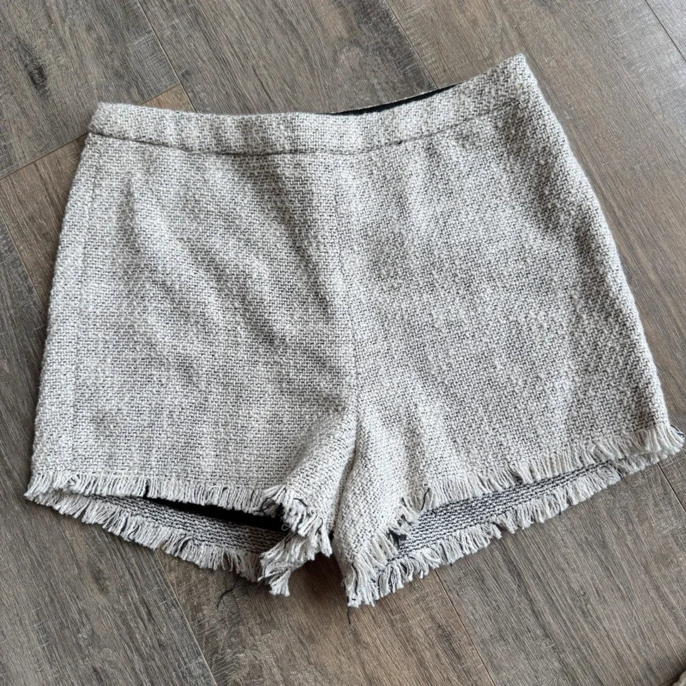 Free People Cream Off-White Tweed Shorts Frayed Hem‎ High Waist Women's Size 6